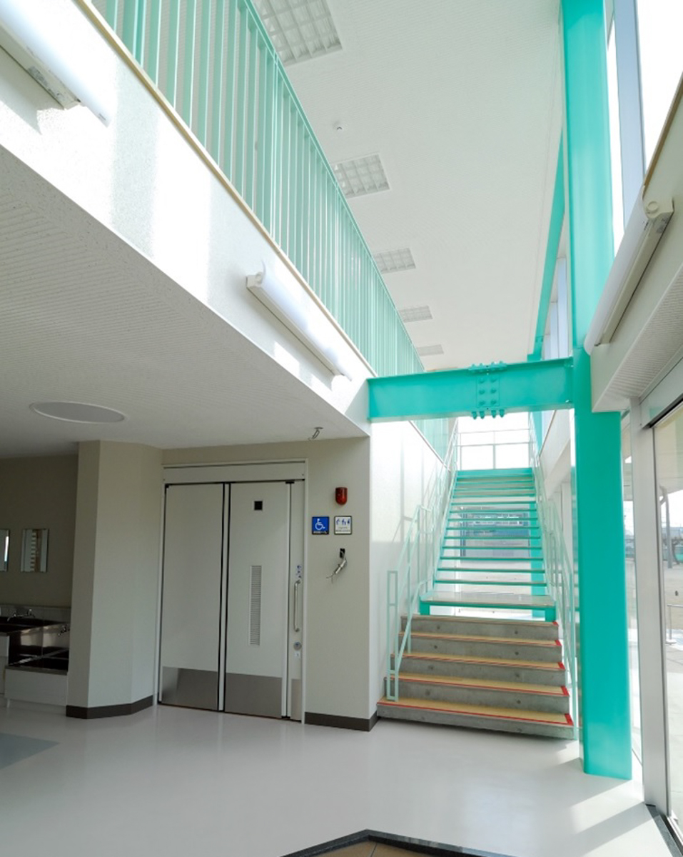 甲府市立玉諸小学校屋内運動場