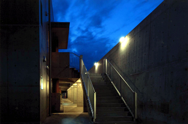 ロイズマンション