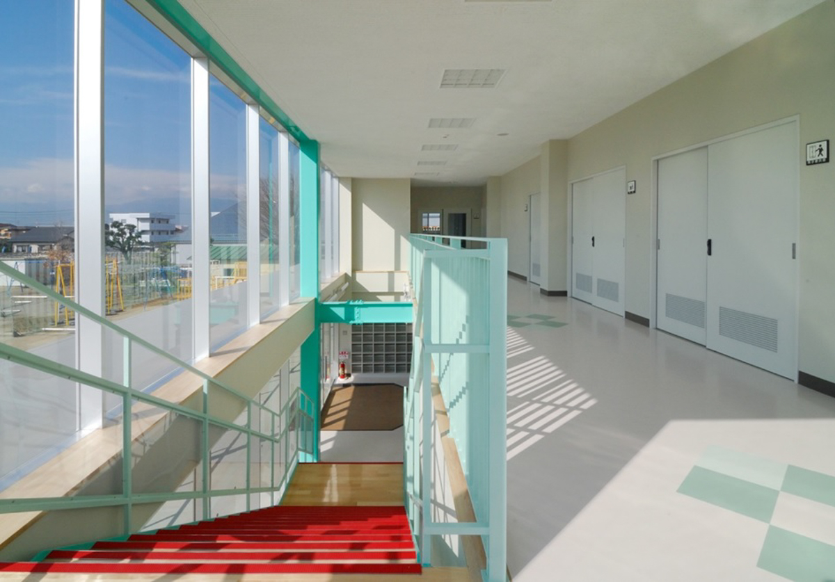 甲府市立玉諸小学校屋内運動場