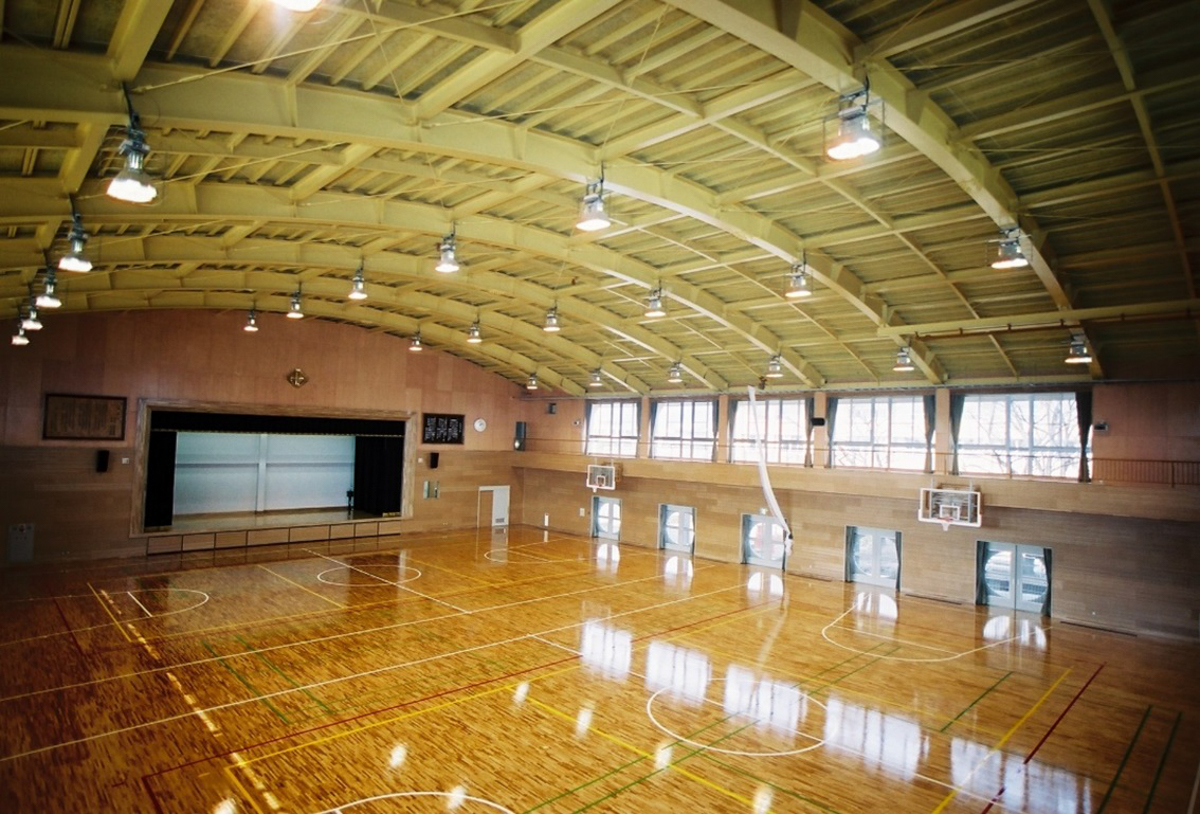 甲府市立東小学校屋内運動場