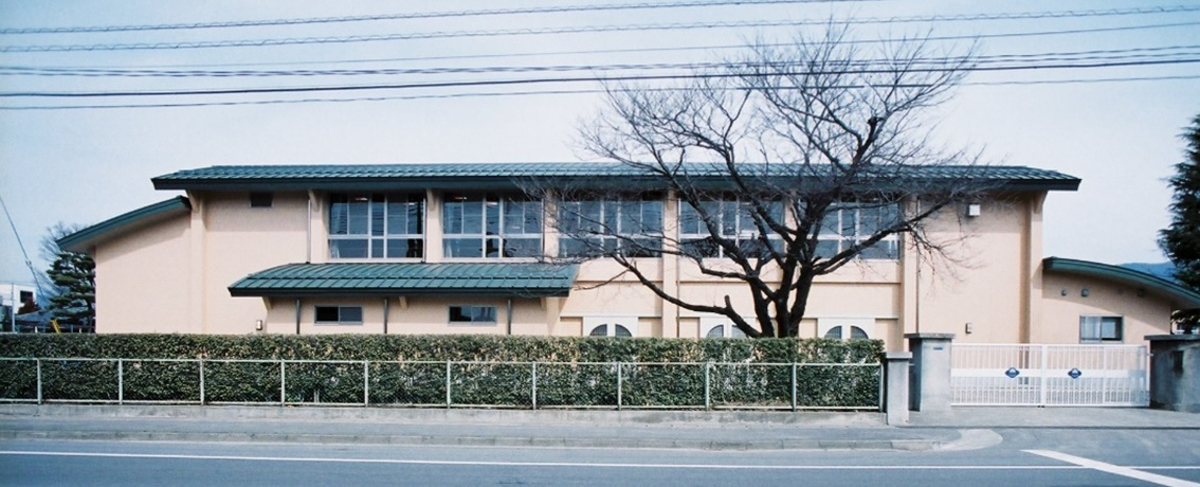 甲府市立東小学校屋内運動場