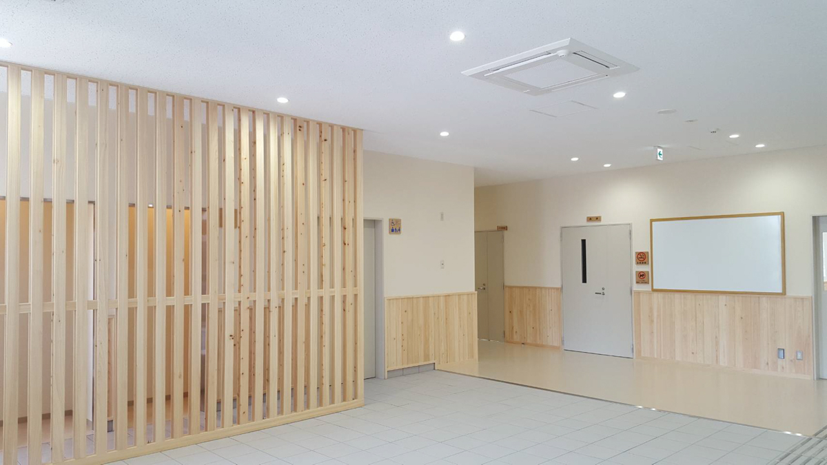 白根生涯学習センター・白根桃源図書館