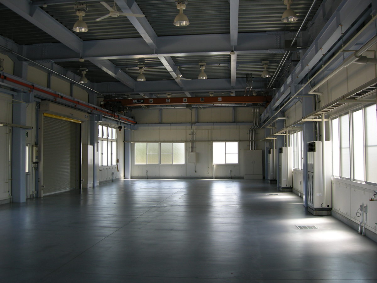 （株）トライヤーン山梨工場