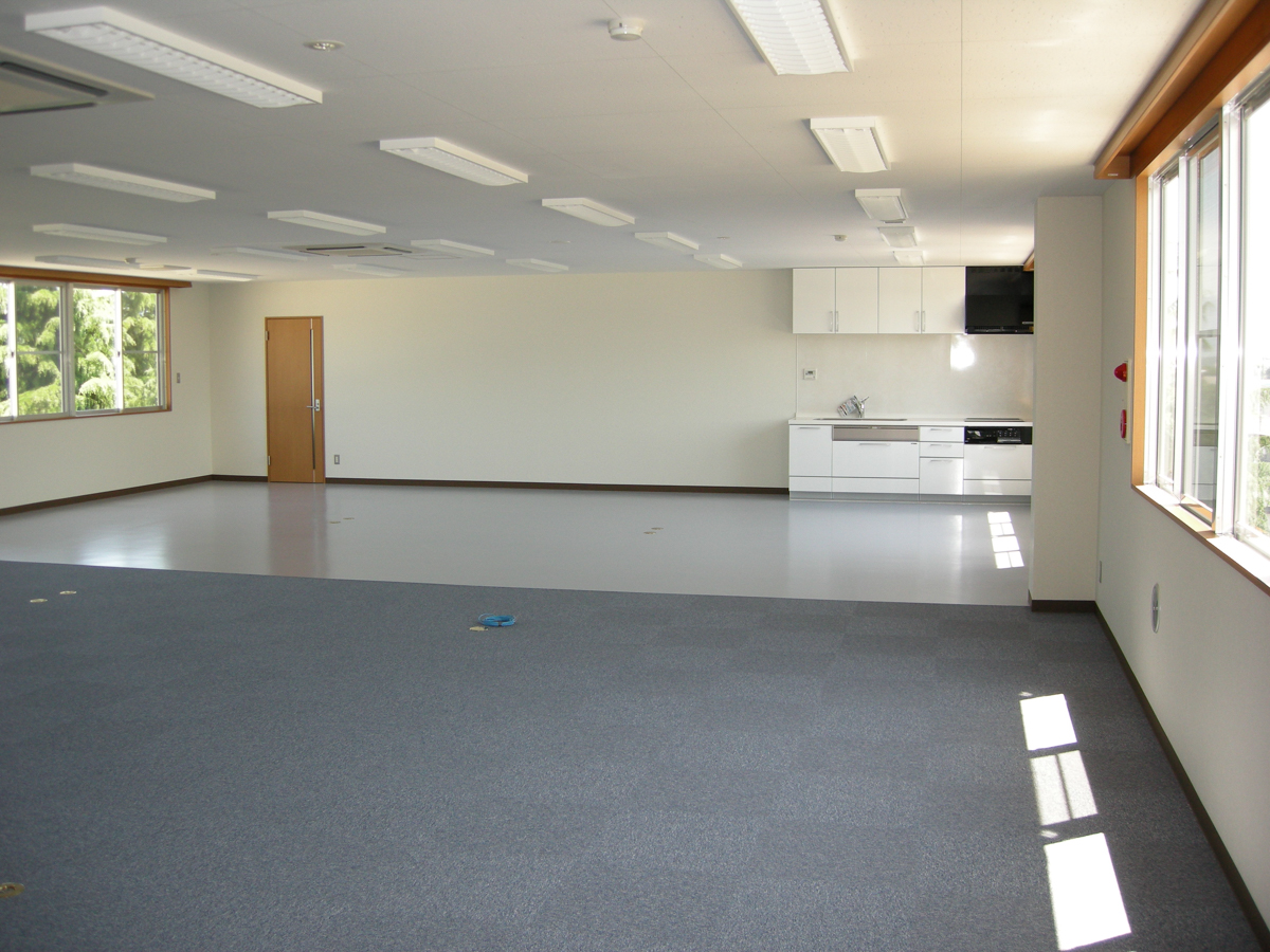 （株）トライヤーン山梨工場