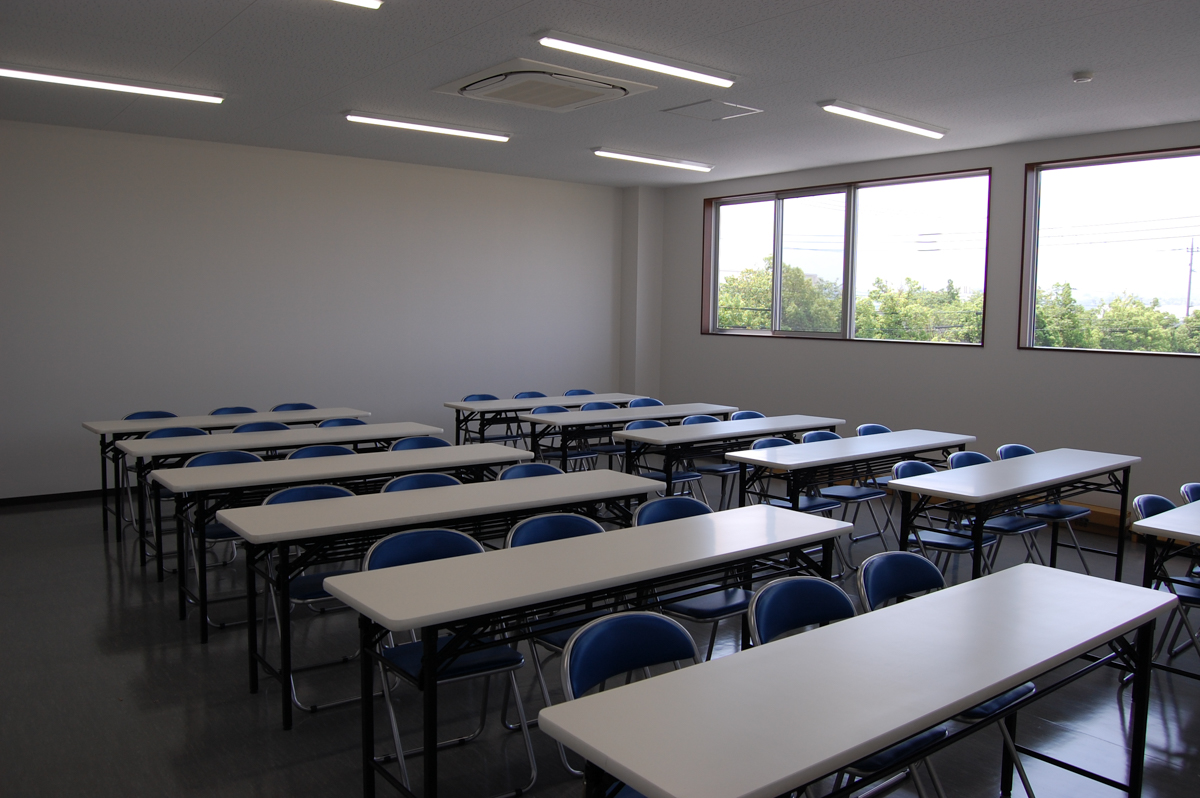 （株）ドバシ事務所