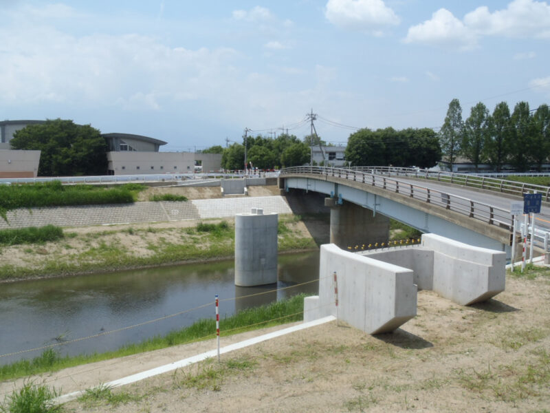 橋梁下部工事（市道新油川橋線歩道橋）