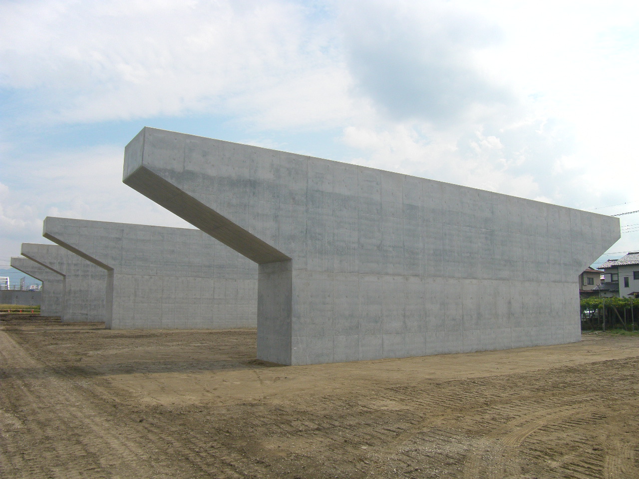 一般国道411号朝気3工区橋梁下部工事