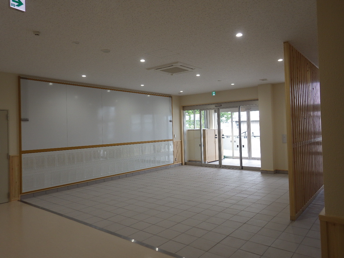 白根生涯学習センター・白根桃源図書館