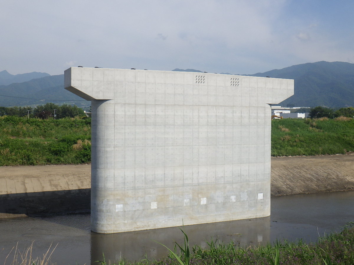 国道140号　濁川・平等川橋　橋梁下部工事