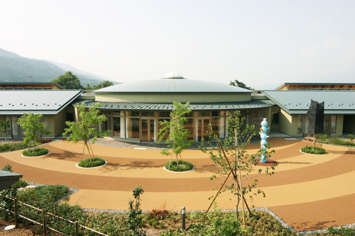 あけぼの医療福祉センター 重症心身障害児施設棟