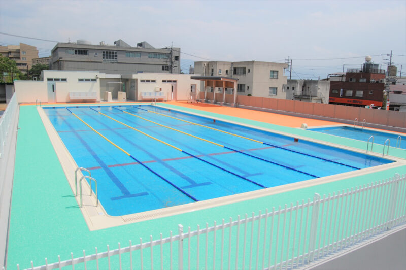 甲府市立北新小学校プール