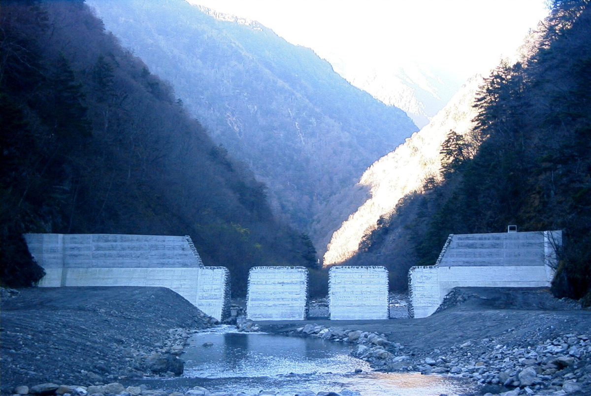 国土交通省深沢砂防堰堤（その2）工事