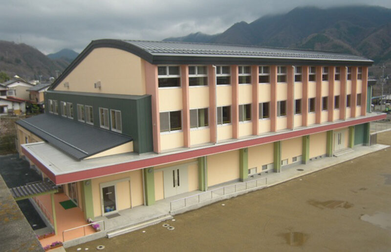 大月市立鳥沢小学校屋内運動場