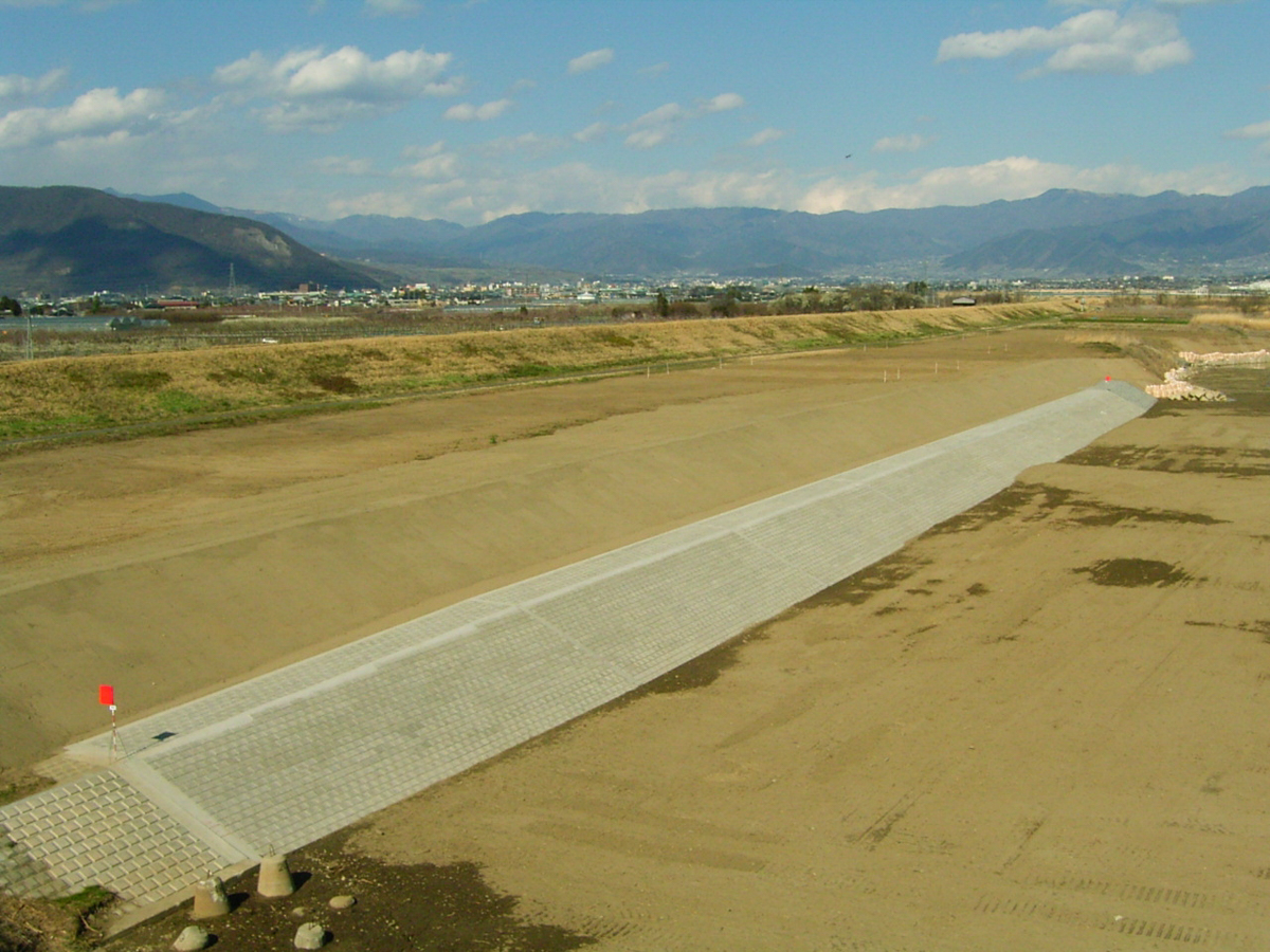白井護岸災害復旧工事