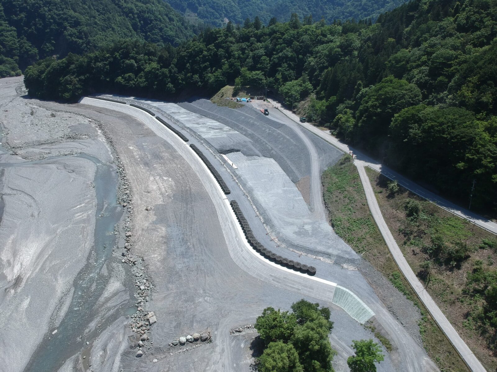 主要地方道南アルプス公園線護岸工事