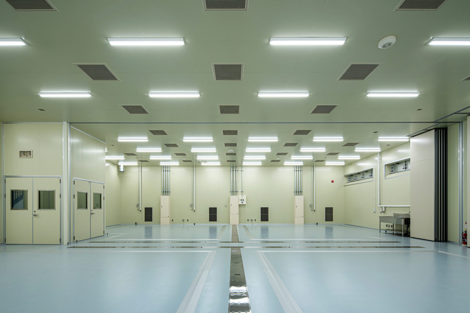 産業技術センター高度技術開発棟他改築