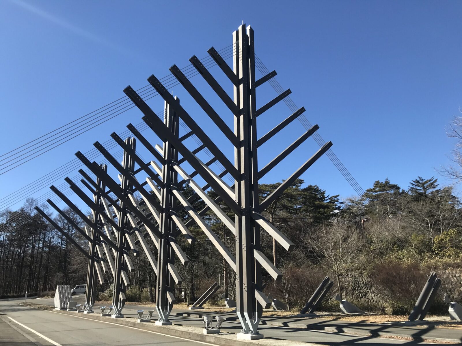 清里の森シンボルゲート