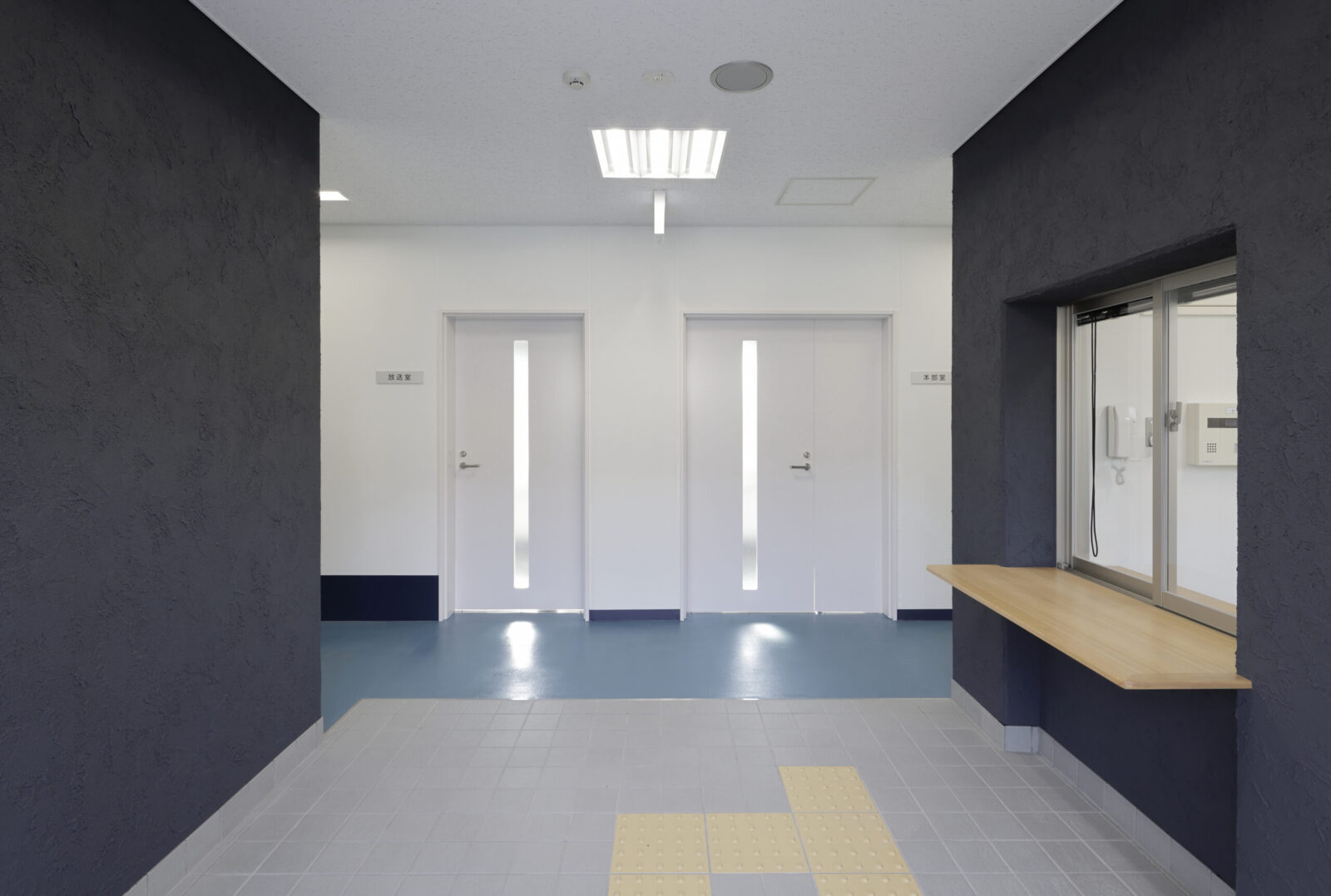 緑が丘スポーツ公園野球場本部棟