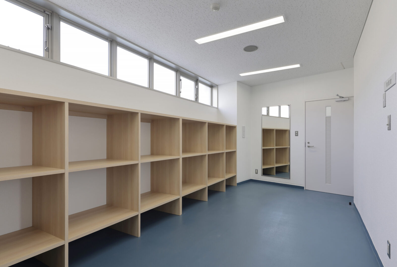 緑が丘スポーツ公園野球場本部棟