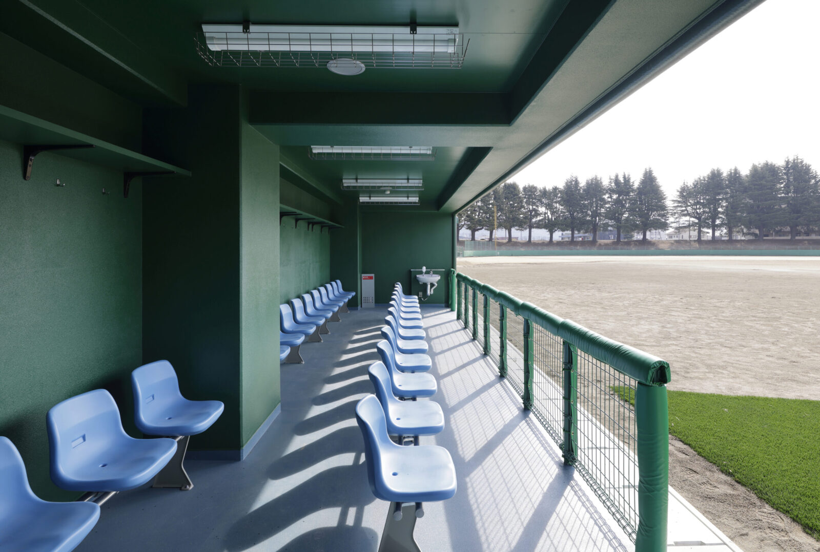 緑が丘スポーツ公園野球場本部棟