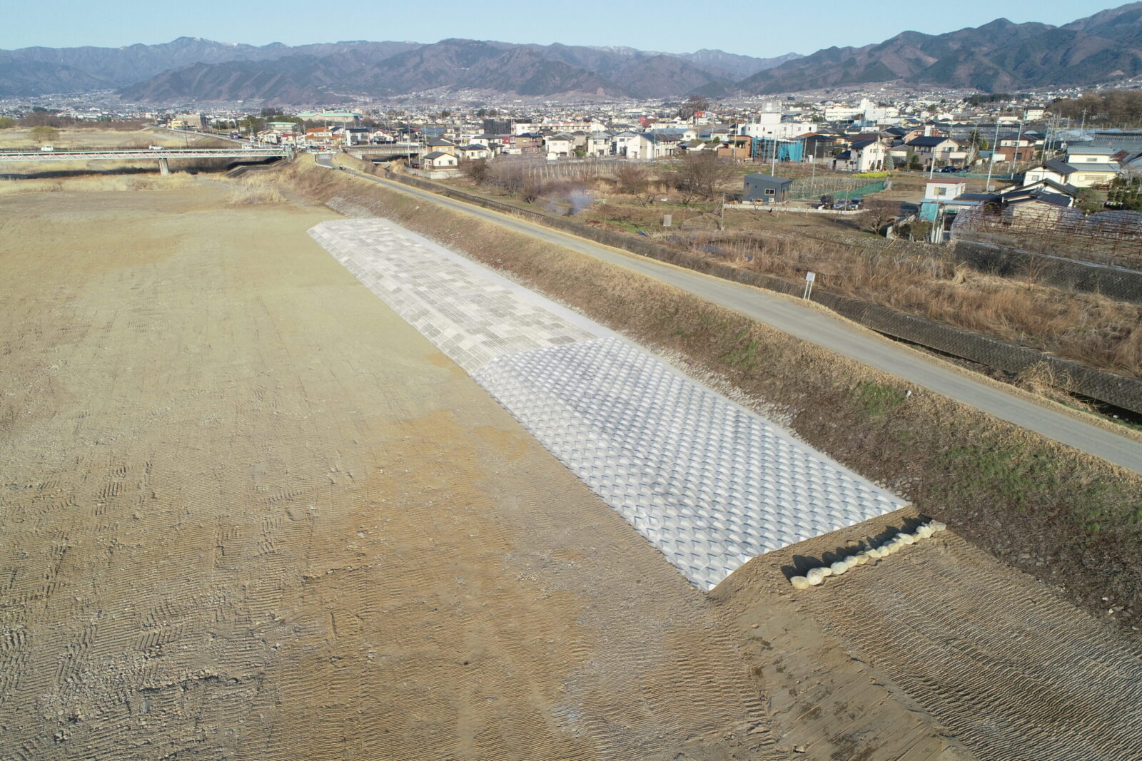 R4笛吹川左岸川中島護岸他工事