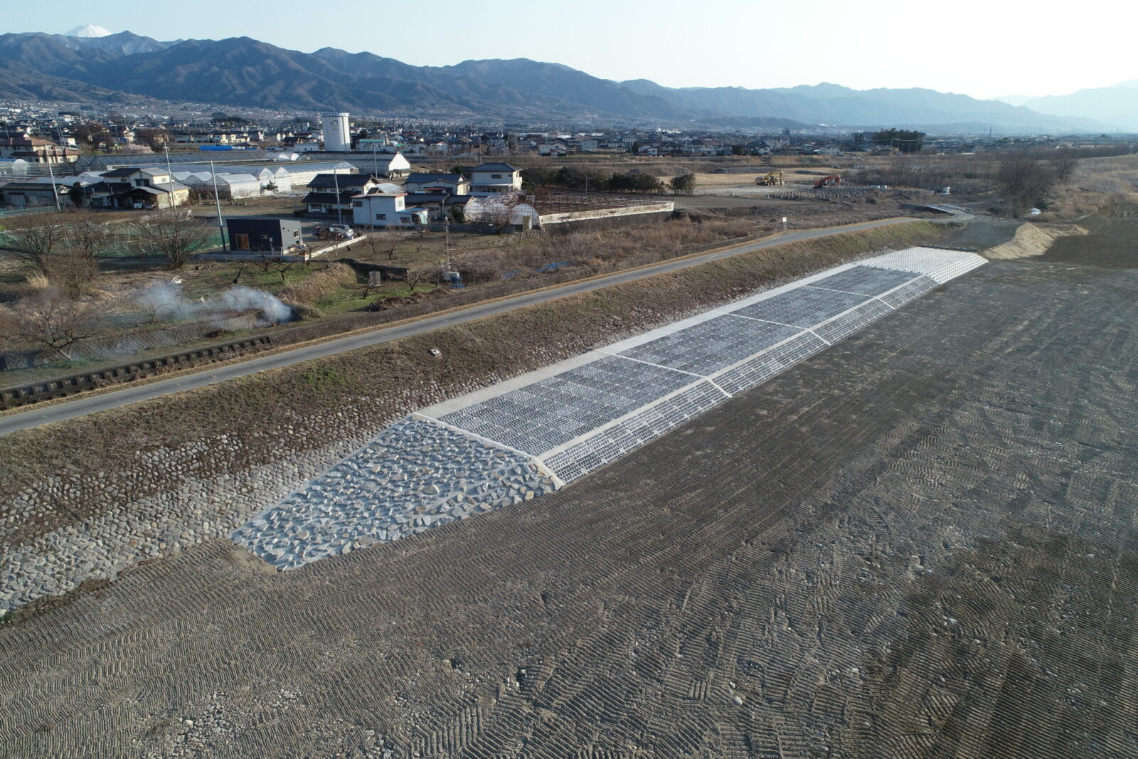 R4笛吹川左岸川中島護岸他工事