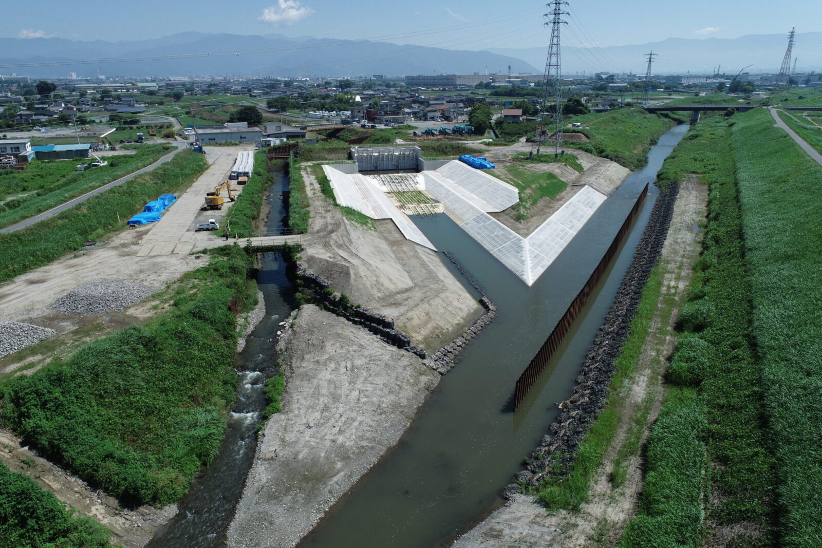 鎌田川3工区河川工事（一部債務）